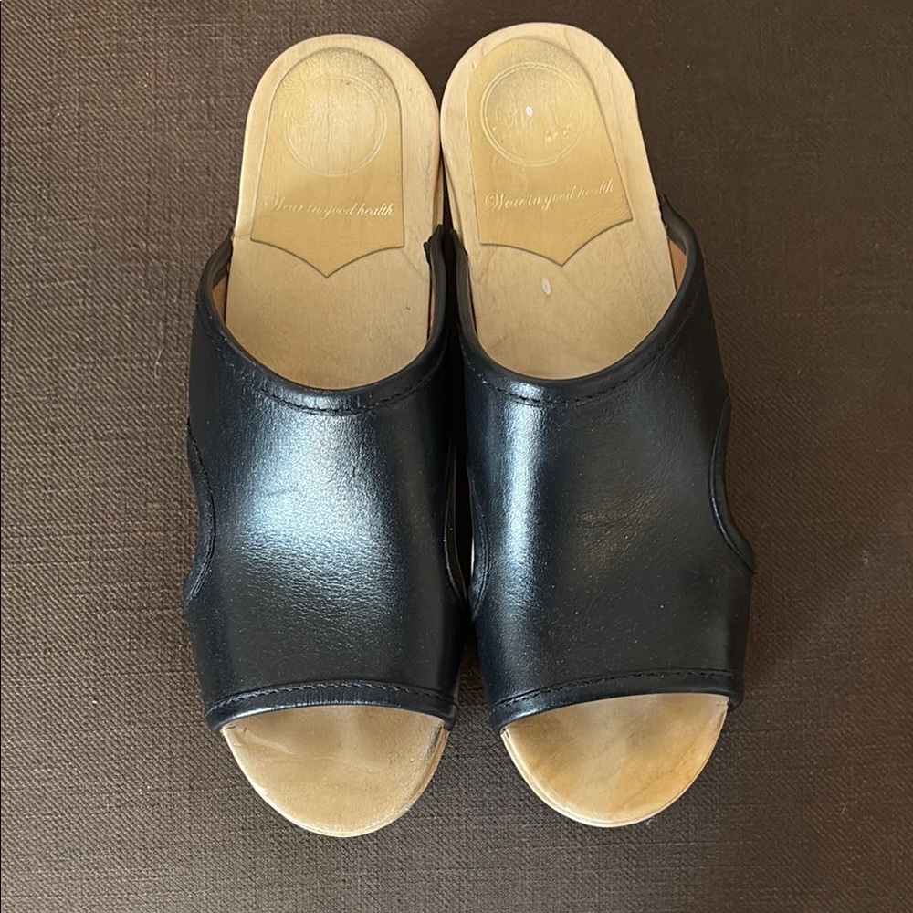 No 6 Alexis clog